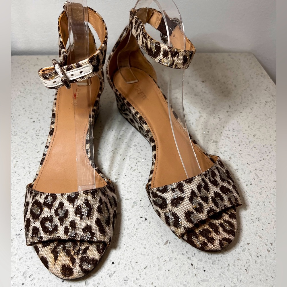 Leopard small wedge sandal